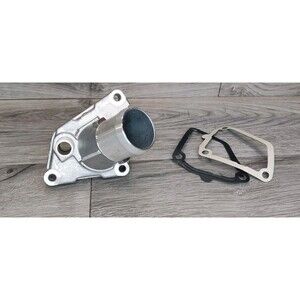 Nissan Infiniti Thermostat & Gasket 21200-4W01B G35 FX35 QX4 350Z Gates